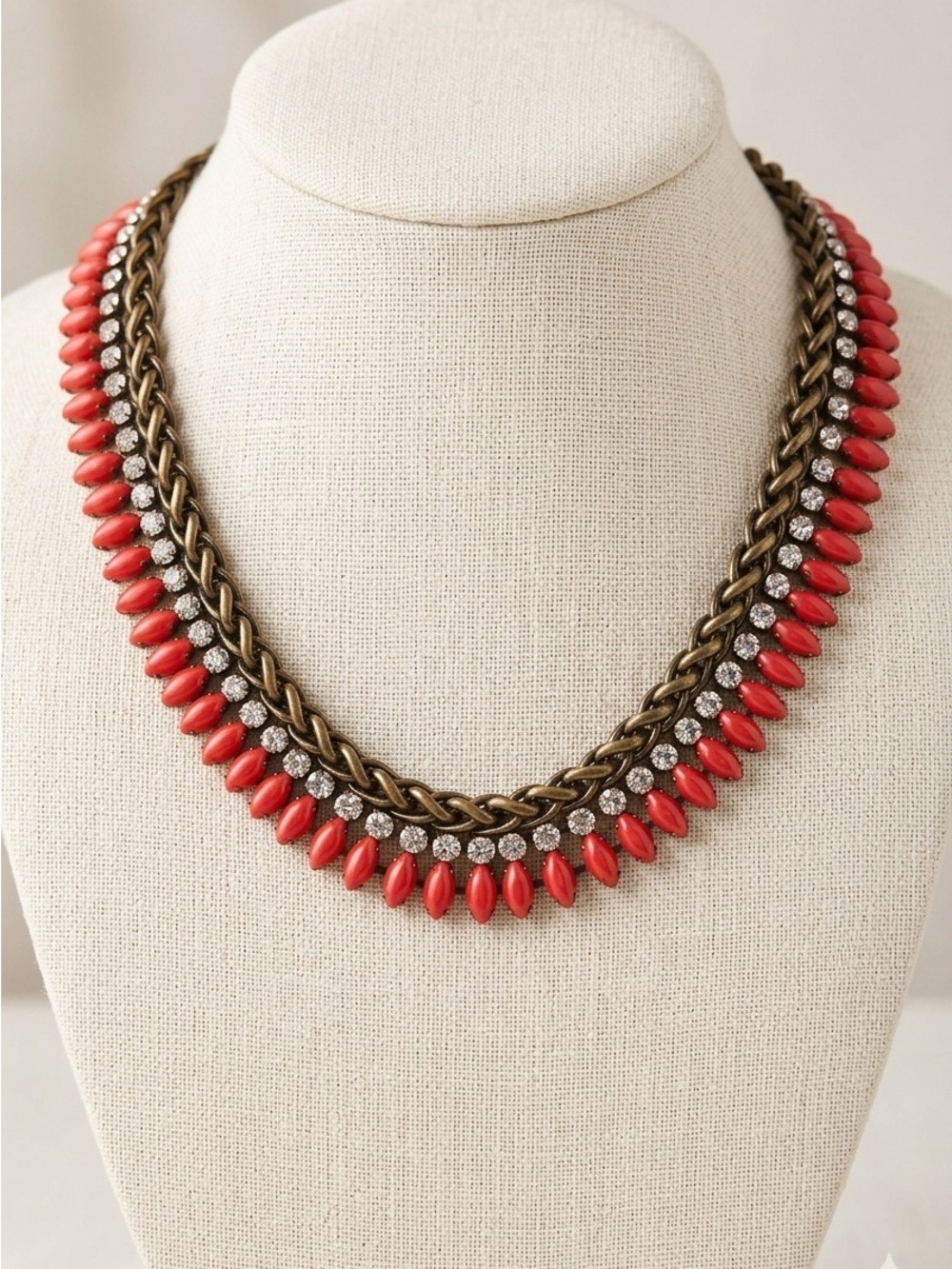 J CREW Rhinestone & red Color Drop Bead Statement Necklace 1937